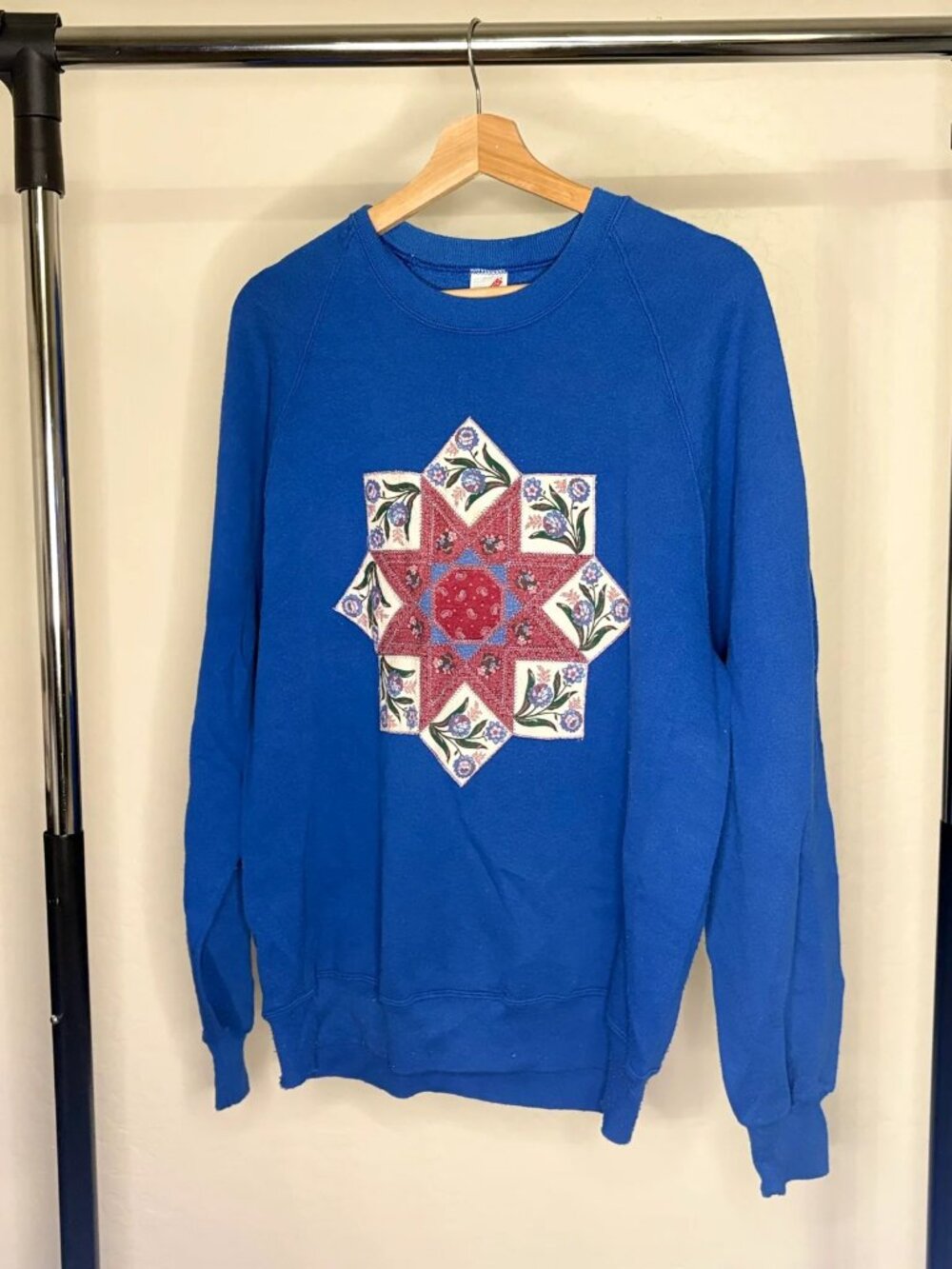 Vintage 80s Jerzees Quilt Star Applique Sweatshirt XL Blue Raglan Made in USA